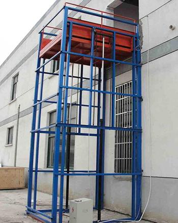 導軌式升降機