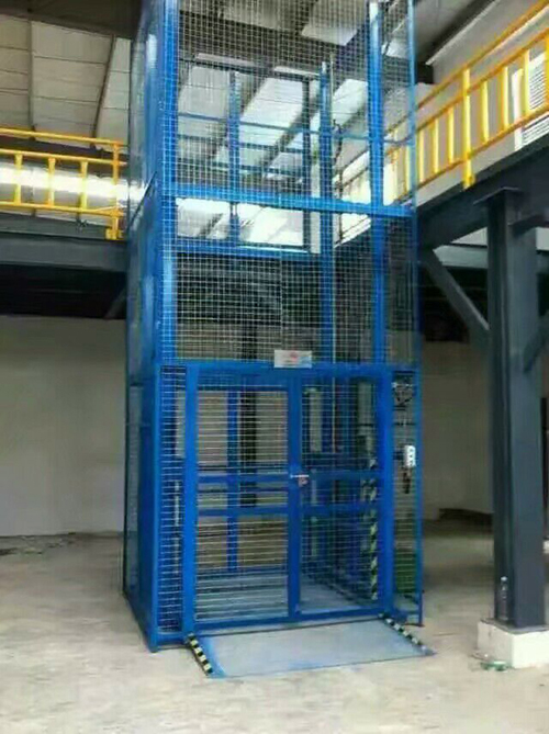 升降貨梯